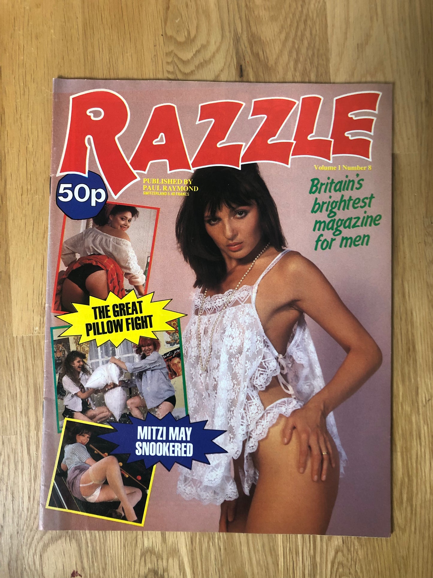 Razzle Vol 1 No 8